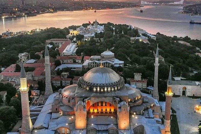 1 Day Private Guided Highlights of Istanbul Tour - Day 2 options: Spice Bazaar, Bosphorus cruise, Dolmabahce, Taksim, and Galata views
