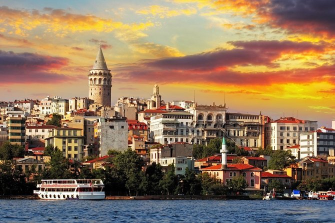 1 or 2 Day Private Istanbul Guided Tour - Day One at Sultanahmet: Hagia Sophia and Topkapi in the Same Creative Zone