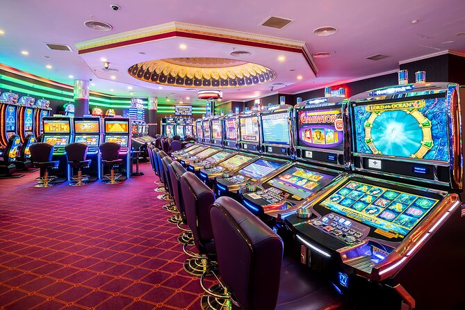 2-Day North Cyprus Casino and Heritage Tour From Istanbul - Day 2: Kyrenia Harbor and Kyrenia Castle, or keep gaming