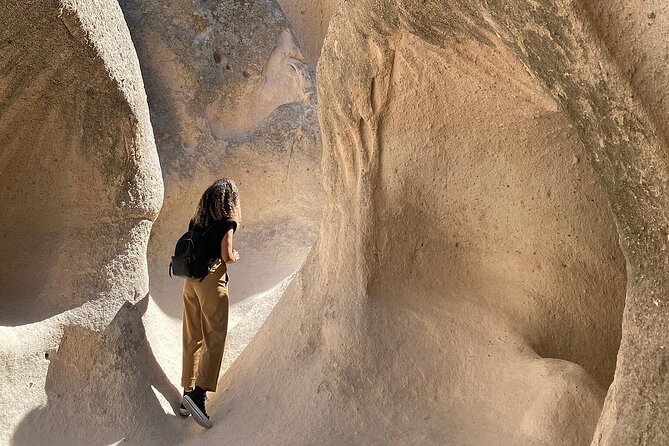2 Days Cappadocia Tour from Istanbul with Optional Balloon - Hotel and Meals: The Comfort Level Between Big Sightseeing Days