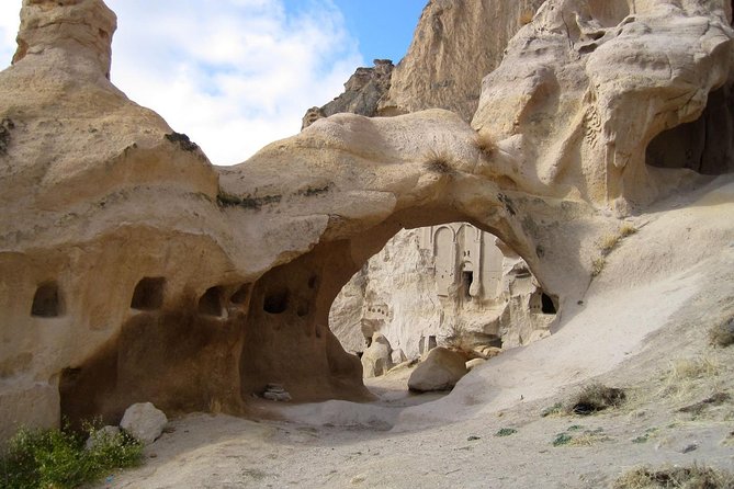 2 Days Cappadocia Tours from Istanbul - Day 1 North Tour: Avanos, Uchisar, Devrent, Pasabag, and the Goreme viewpoint circuit