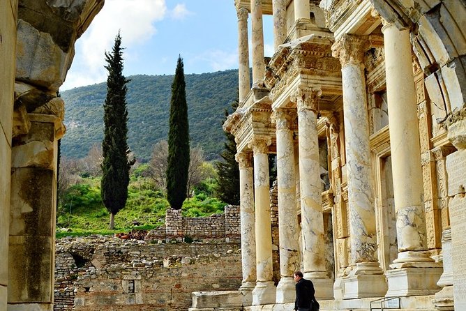 2 Days Ephesus and Pamukkale from Istanbul - Hierapolis: gymnasium, amphitheater, and Temple of Apollo