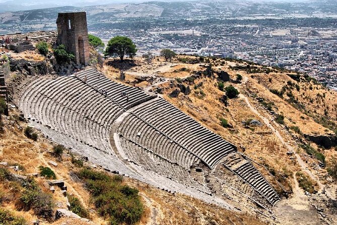 2-Days Gallipoli Troy Pergamon Acropolis Tour From Istanbul to Kusadasi - Where you sleep and what’s included (and what isn’t)