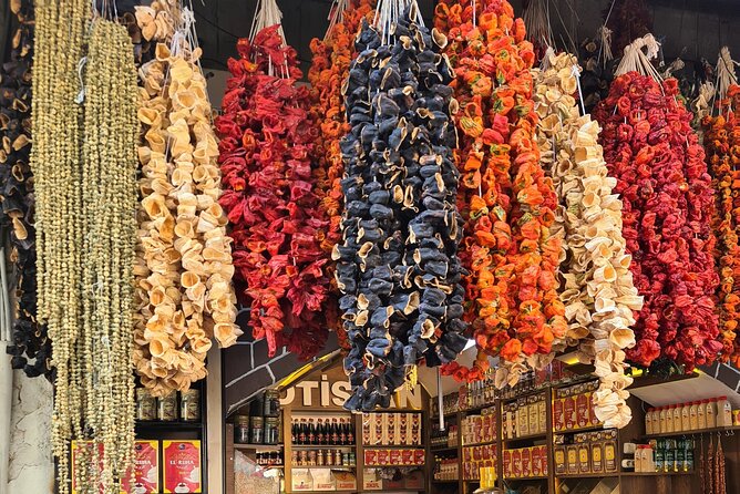 2-Days Private Tour to Gobeklitepe and Karahantepe from Istanbul - Urfa bazaar time: shopping like a local, not like a tourist