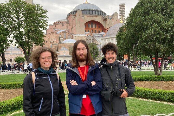 2 Hours Walking Tour Through Istanbul's Old City - Hagia Sophia: how to see a monument in a short window