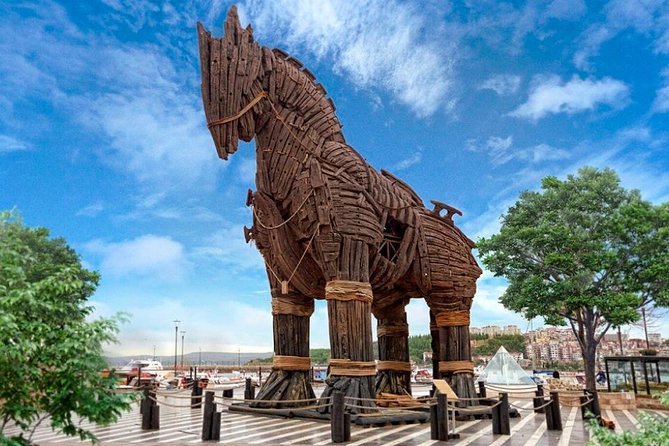3-Day Small-Group Tour from Istanbul to Kusadasi: Troy, Gallipoli, ANZAC Battlefields and Ephesus Ancient City - Meryemana and Ephesus’ smaller stops: Artemis, the Odeion, and theatres