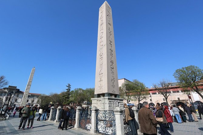 3 Days Istanbul Tour - Day 1: Hagia Sophia, Topkapi, Blue Mosque, Hippodrome, Grand Bazaar