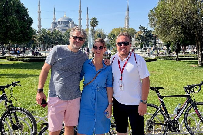 3-Hour Private Bike Tour in Istanbul - Fener & Balat: churches, synagogues, and mosques all in the same frame
