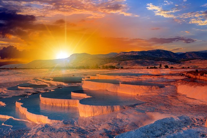 5-Day Best of Cappadocia, Pamukkale and Ephesus - Why this route works: Istanbul → Aegean coast → ancient sites