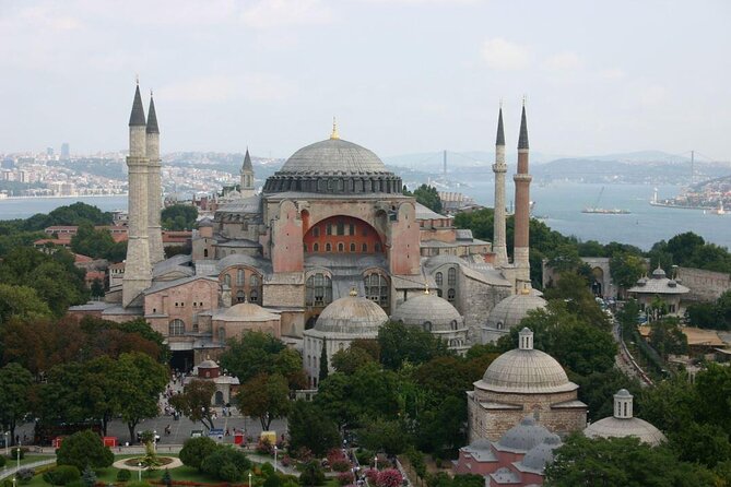 8 Days Istanbul, Cappadocia, Konya, Pamukkale, Ephesus by flights - The guides and the real value of small-group pacing