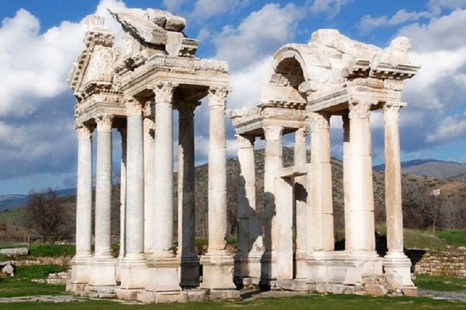 8 Days Relaxed Cappadocia, Ephesus, Pamukkale and Antalya Tour - Day 3: Antalya’s Waterfalls, Kaleiçi Old Town, and a Coastline Boat Ride