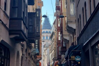 A Short Introduction of Istanbul, from Old Town to Karakoy! - Hagia Sophia’s Second-Floor Mosaics: The Stop That Justifies the Evening Plan