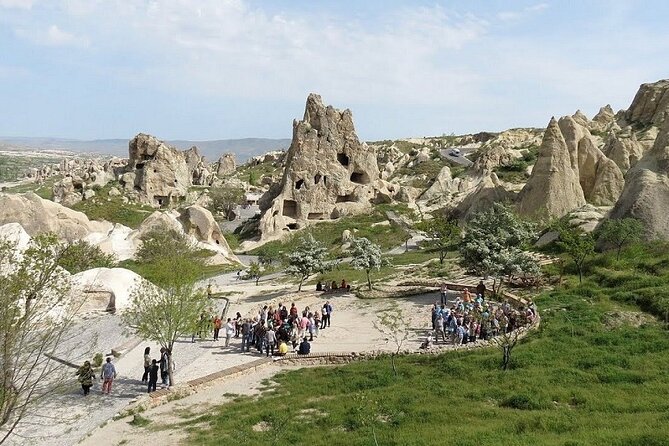 all inclusive/Day Trip Istanbul to Cappadocia Red Tour w Flight - The Three Beauties near Urgup: a symbolic photo spot