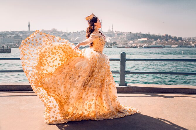 All Inclusive Full Day Luxury Istanbul Photo Shoot Tour - A luxury Istanbul shoot that actually controls the chaos