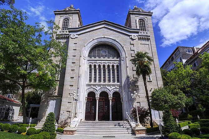 Asian Side of Istanbul: Uskudar and Kadikoy Full Day Walking Tour - The Bosphorus Boat Ride: When the Geography Becomes Clear