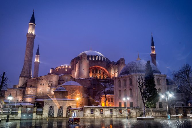Best of Istanbul for First time Visitors - Stop 1: Hagia Sophia Grand Mosque in about one hour