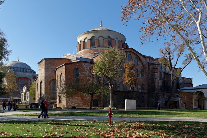 Blue Mosque Sultanahmet Old Town and Hippodrome Walking Tour - Why This Walk Makes Sense in Sultanahmet