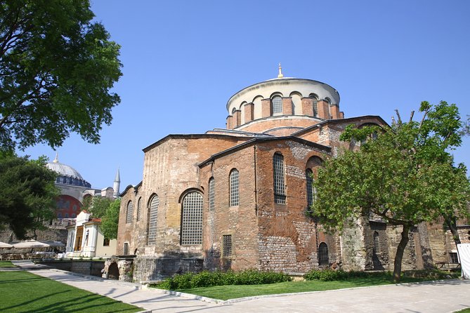 Blue Mosque Sultanahmet Old Town and Hippodrome Walking Tour - Hippodrome of Constantinople: More Than Chariot Races