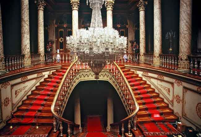Bosphorus Boat Cruise & Two Continents Tour with Lunch - Dolmabahçe Palace and the Ottoman Big-Stage