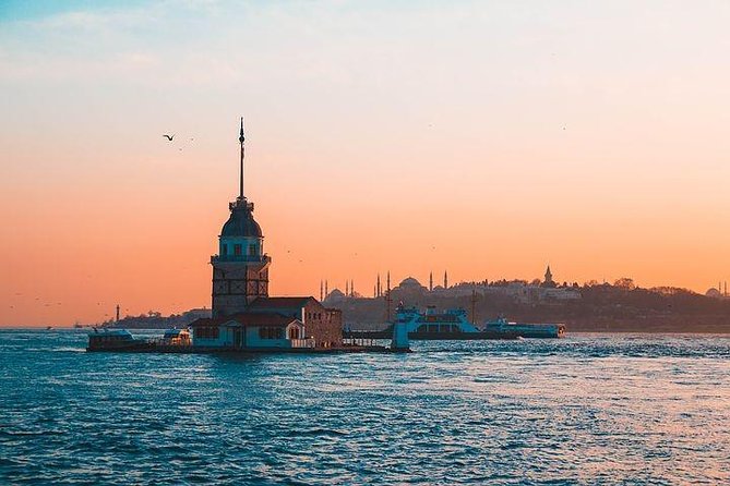 Bosphorus Cruise - Beylerbeyi Palace: Asian Shore Perspective on the Bosphorus