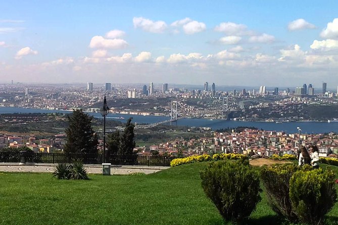 Bosphorus Cruise and Asian Side with Lunch from Istanbul - Getting Picked Up and Crossing the Bridge to the Asian Side