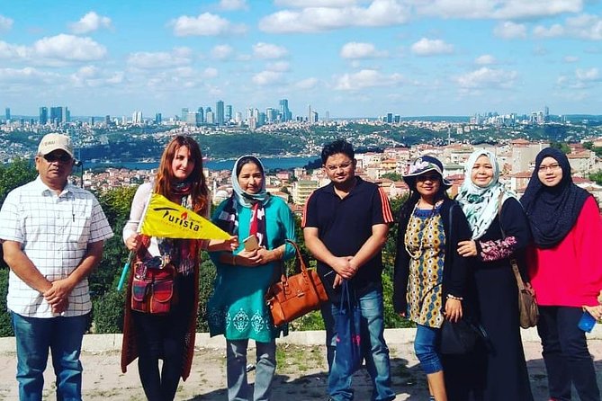 Bosphorus Cruise and Two Continents Tour with Lunch - Beylerbeyi Palace on the Asian Side: Ottoman Interiors and Gardens