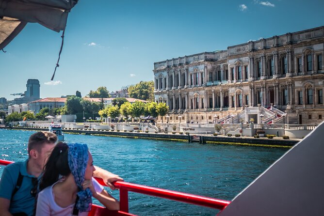 Bosphorus Cruise Boat Tour İstanbul And Golden Horn With Guide - European Shore Views: Dolmabahçe Palace, Çırağan Palace, and Ortaköy Mosque
