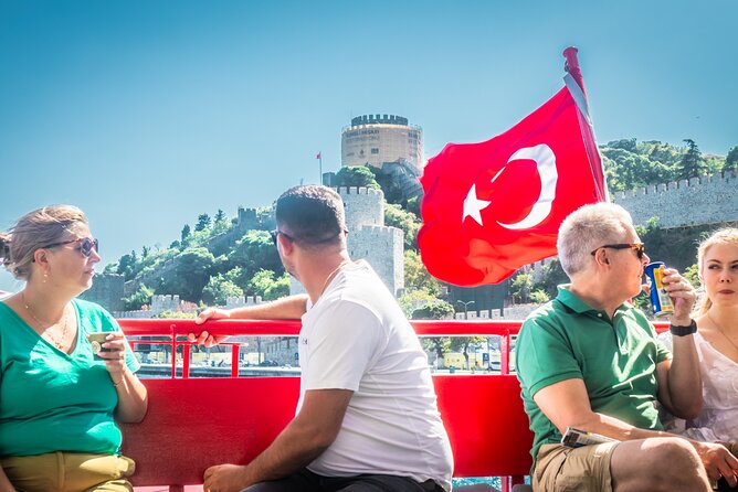 Bosphorus Cruise Boat Tour İstanbul And Golden Horn With Guide - The Bosphorus Sailing Segment: Maiden Tower and Galata Tower on the Distant Line