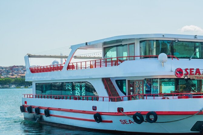 Bosphorus Cruise Tour Istanbul - Guides, narration, and language: what’s strong and what can trip you up
