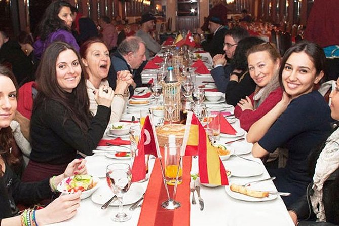 Bosphorus Dinner Cruise (Private Table) - Getting picked up in Istanbul at 8:00 pm (and what can affect timing)