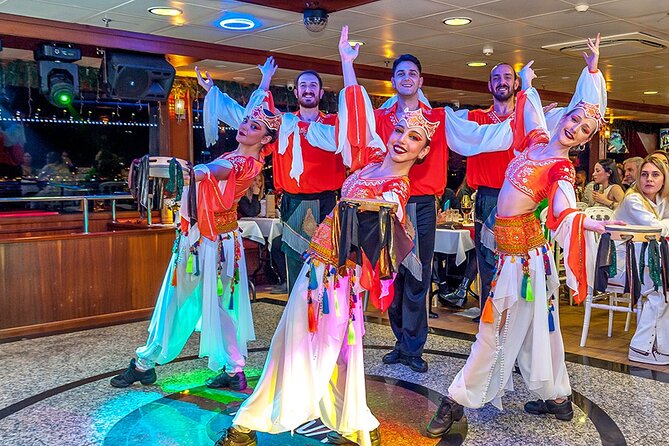 Bosphorus Dinner Cruise & Show with Private Table - A Bosphorus cruise that works as your evening plan