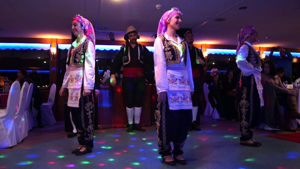 Bosphorus: Dinner Cruise with Live Performances Experience - The performance lineup: from tambourine to belly dancing