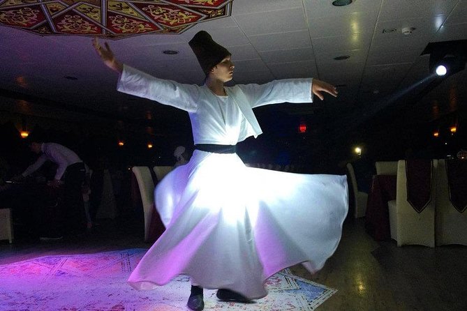 Bosphorus Dinner Cruise with Turkish Night Show Non-Alcoholic - The three-course Turkish dinner: what’s included (and what to expect)
