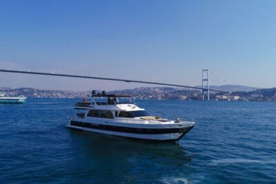 Bosphorus Night Cruise on the Luxury Yacht - The Bosphorus Strait at Night: The Big “Why” of This Cruise
