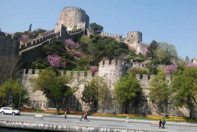 Bosphorus Sightseeing Boat Tour - Crowds, Boarding Lines, and the Seats Question