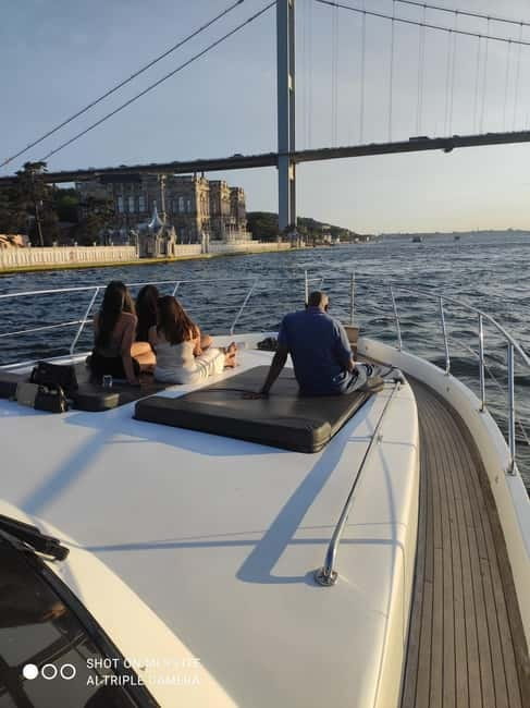 Bosphorus Sunset Yacht Cruise with Guide & Snacks - Why a Bosphorus sunset cruise feels different
