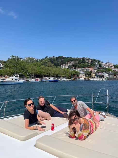 Bosphorus Sunset Yacht Cruise with Guide & Snacks - The route: from Galata to Maiden’s Tower