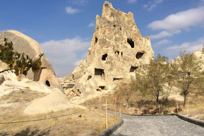 Cappadocia 2 Day Tour from Istanbul by Plane - Carpet cooperative stop and your cave-hotel night