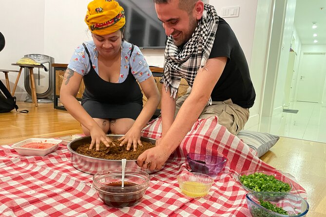 Çiğ Köfte Cooking Class/Night with Traditional Music At Home - Arriving in Kadıköy: the meeting point and the rhythm of the night