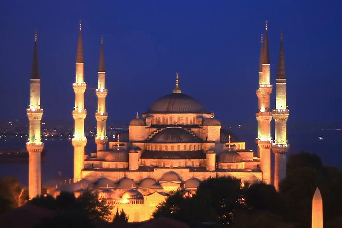 Classic Istanbul Tour Blue Mosque, Hippodrome, Hagia Sophia and Topkapi Palace - Grand Bazaar and the shopping trap to avoid