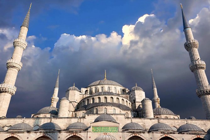 Classic Istanbul Tour Blue Mosque, Hippodrome, Hagia Sophia and Topkapi Palace - Topkapi Palace and Hagia Irene: Ottoman power with an older Christian echo