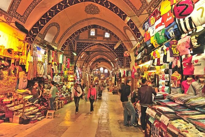 Colors of Istanbul: 1, 2 or 3-Day Guided Private Istanbul Tours - Blue Mosque Timing: The Friday Closure Twist