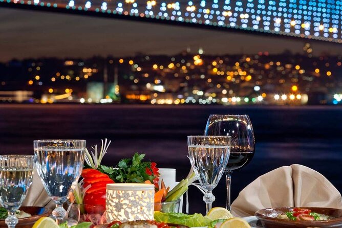 Dinner Cruise with Turkish Show in Istanbul - Rumeli Hisarı fortress and Beylerbeyi Palace: two very different kinds of Istanbul