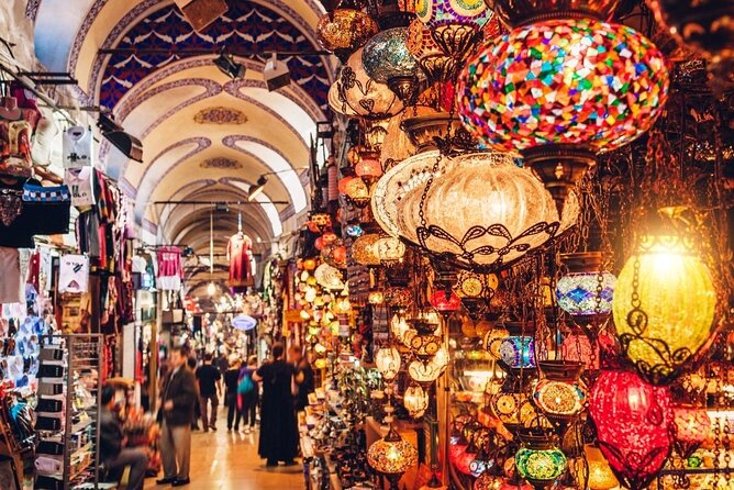 Discovering the Old City/ Full Day Tour/ Lunch&Tickets included - Topkapi Palace for about 2 hours: Ottoman treasures and the palace mindset