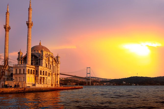 Dolmabace Palace, Bosphorus Boat Tour , Eyüp Sultan Mosque Tour - Eyüp Sultan Mosque: a historic site with a living feel