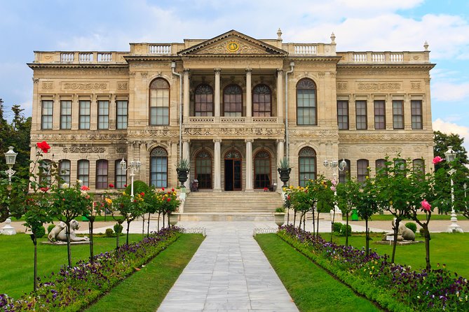 Dolmabahce Palace Tour in Istanbul - Atatürk’s clocks and why 9:05am sticks in your head
