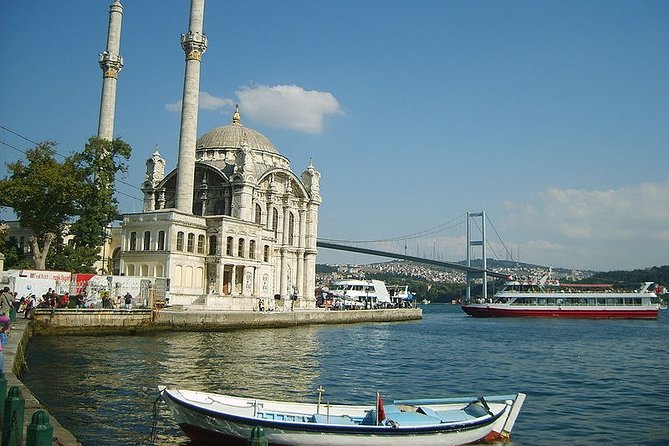 Fat Taxi - Private Istanbul Airport (IST) Transfer to Besiktas Area - Timing Reality: 45 Minutes to 1.5 Hours in Istanbul Traffic