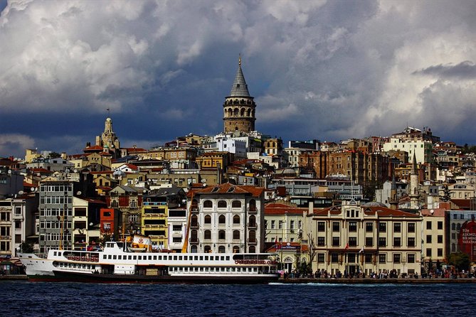 Fat Taxi - Private Istanbul Airport (IST) Transfer to Taksim - The Ride Into Beyoğlu: Why Taksim Square Is a Smart Landing Zone