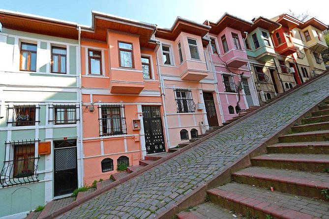Fener and Balat - Old Greek & Jewish Quarter - Stop 4: Bulgarian Orthodox Church and Eastern-Christian details