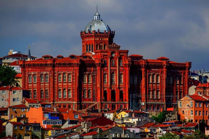 Fener and Balat - Old Greek & Jewish Quarter - Pierre Loti café: tea with a view and the payoff of the climb